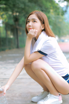 宝贝在干嘛嗯啊在吗睡了吗什么歌